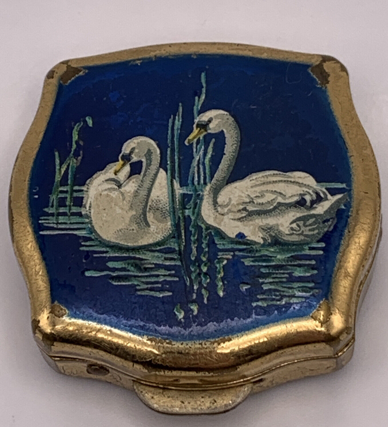 Vintage Stratton Compact Swans Gold Colored Made In England