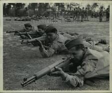 1943 Press Photo Ft. Benning GA, US soldiers practice firing their Garand rifles picture
