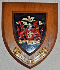 Leicester College of Art & Technology plaque shield crest coat of arms picture