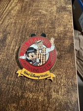 WDW EXCLUSIVE Scoop Sanderson ‘Continuing The Tradition’ Disney Trading Pin picture
