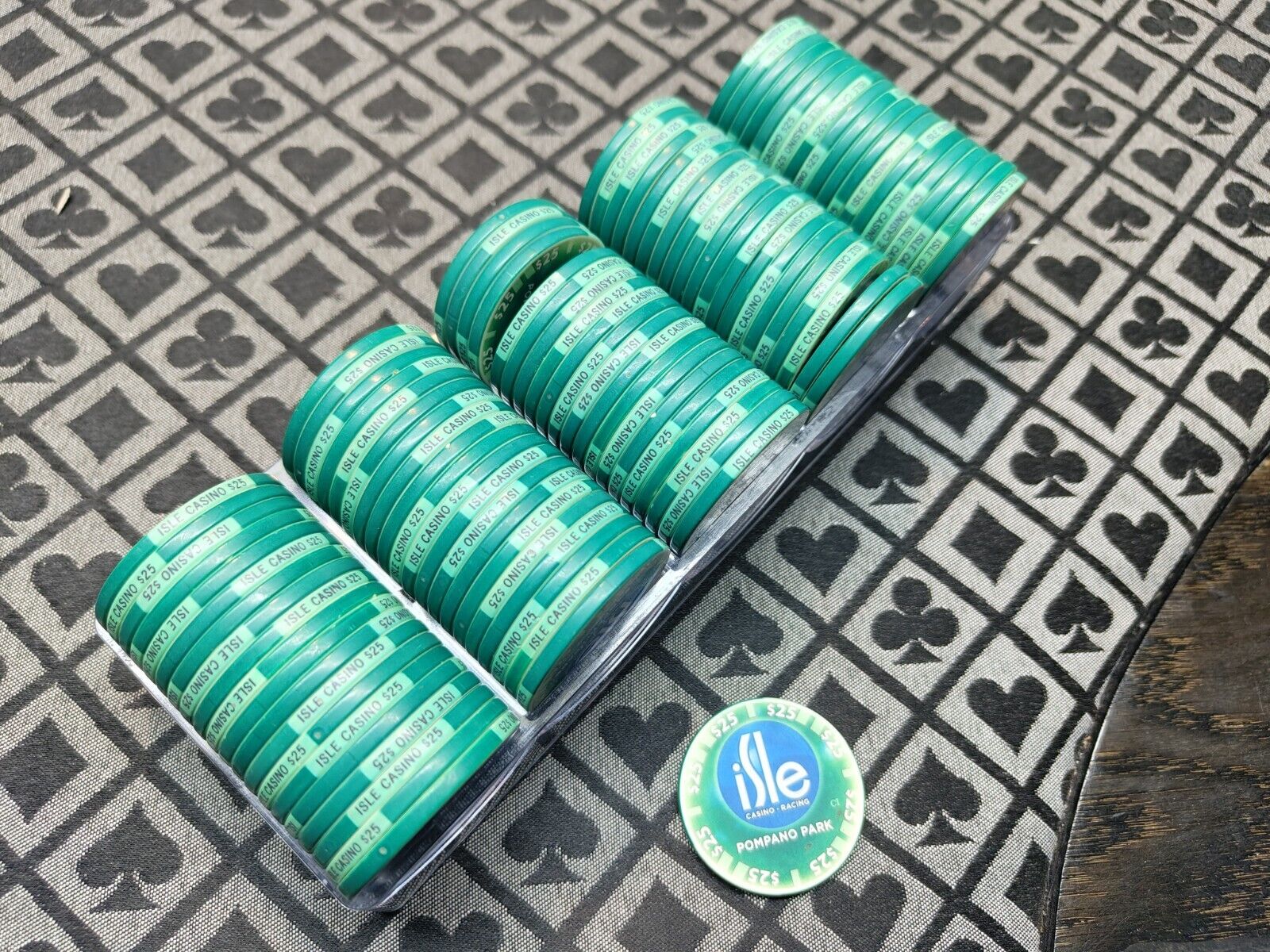 Isle Casino Chipco Rack Of 25s - 100 Chips