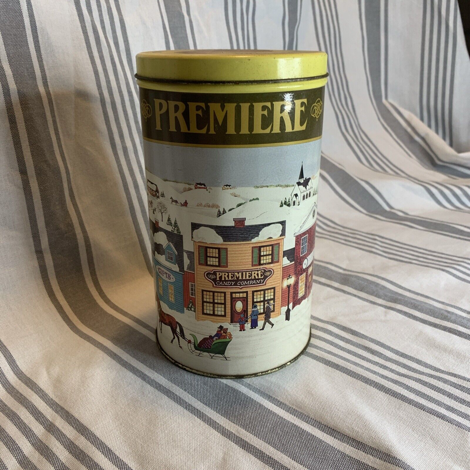 PREMIERE CANDY COMPANY - Hammond, Indiana [Cordial Cherries] Metal Tin - Vintage