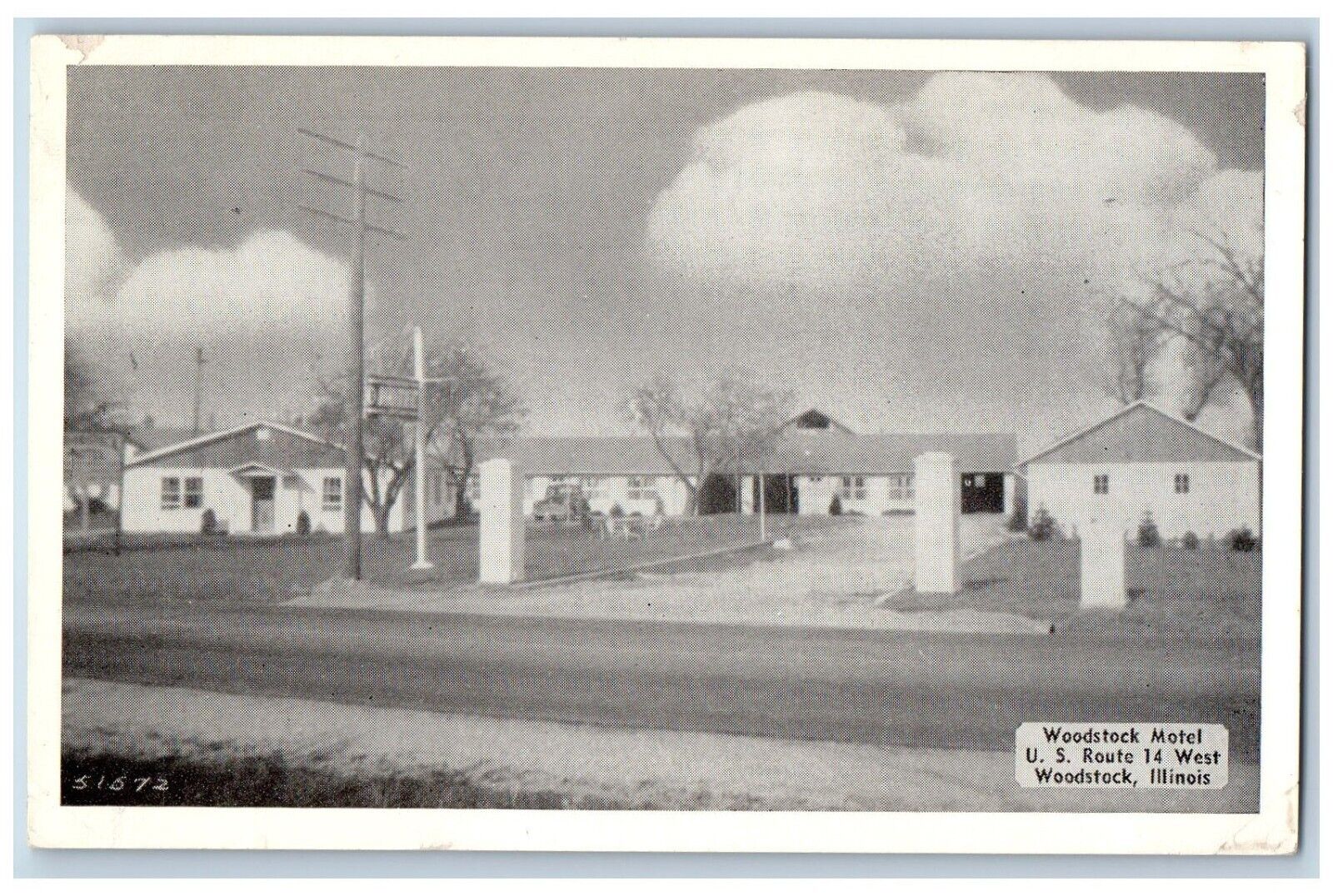 Woodstock Illinois IL Postcard Woodstock Motel Building Exterior c1940 Unposted