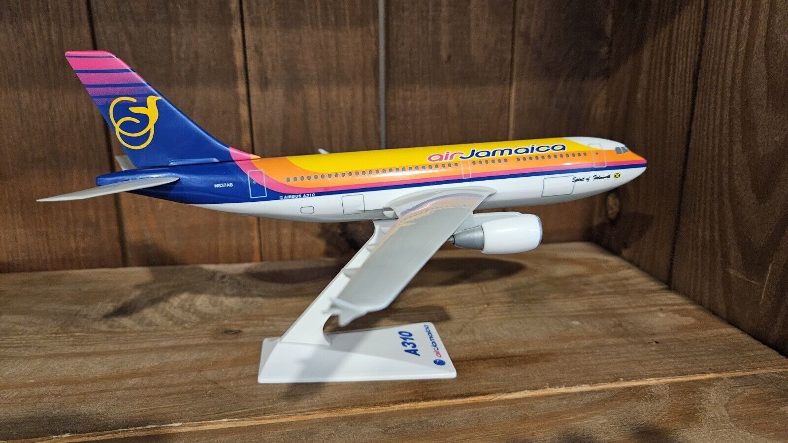 Air Jamaica Airbus A310 Plastic Snap Fit Model