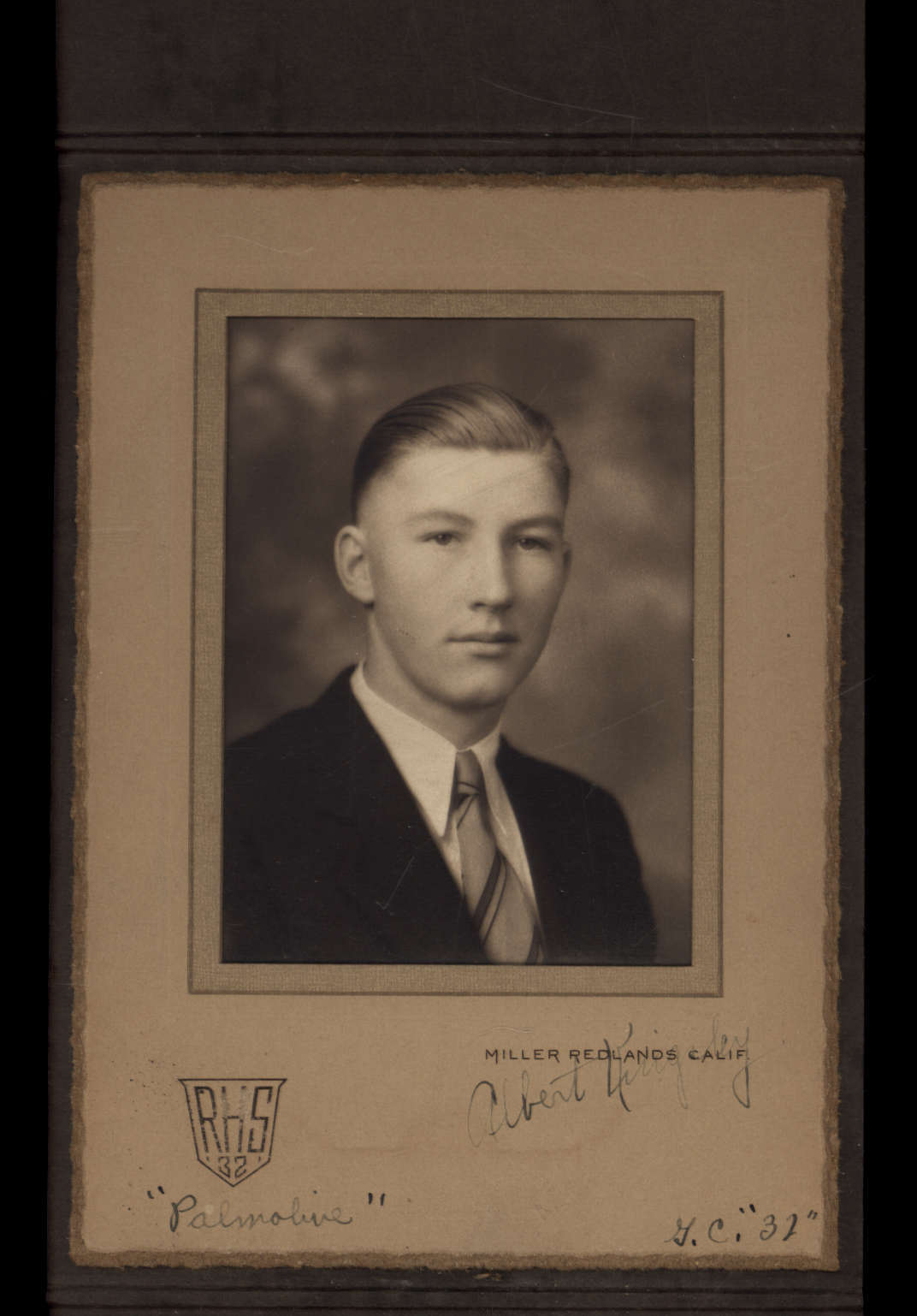 1932 REDLANDS CA High School student photo ALBERT KINGSLEY in folder/stand 