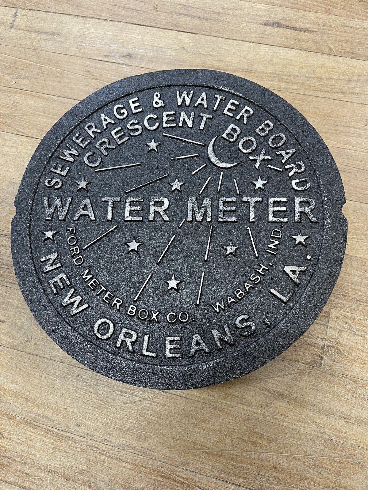 REAL NEW ORLEANS WATER METER BOX COVER ORIGINAL GENUINE CAST IRON MADE IN USA REAL NEW ORLEANS WATER METER BOX COVER ORIGINAL GENUINE CAST IRON MADE IN USA
