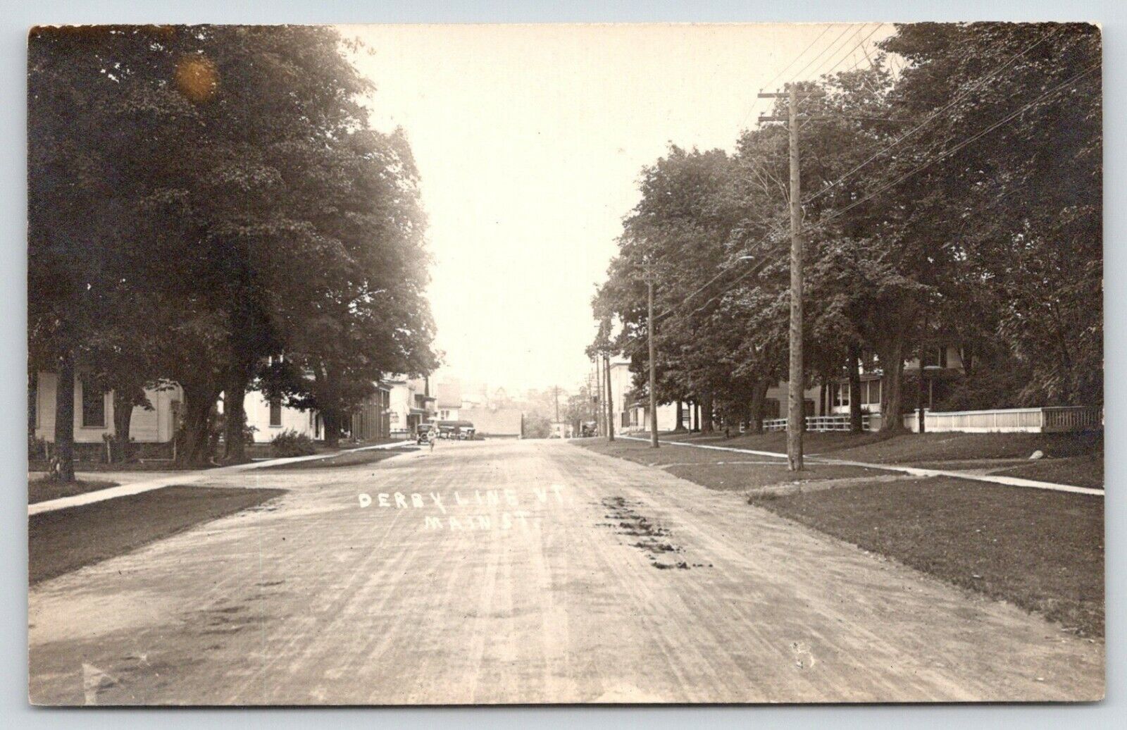 Derby Line Vermont~Main Street to Downtown~Homes~Boy by Vintage Car~c1912 RPPC
