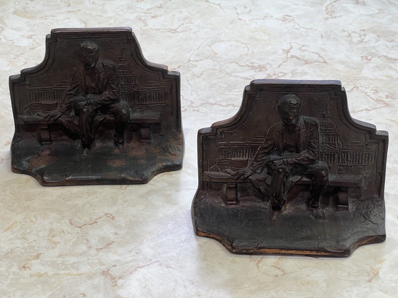 VINTAGE PAIR OF Cast iron ABRAHAM LINCOLN SEATED BENCH BOOKENDS 4\