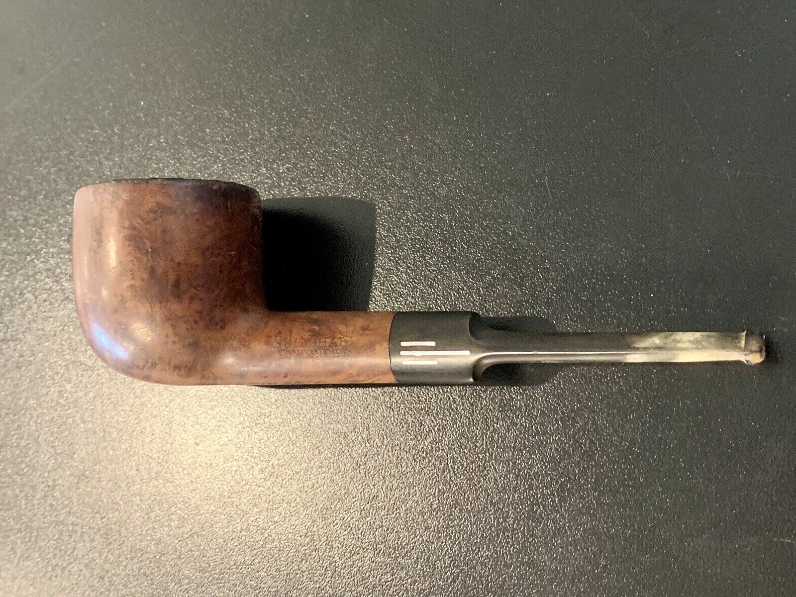 Comoy’s “The GUILDHALL” LONDON PIPE, Gorgeous Flame Grain, 495, VERY NICE