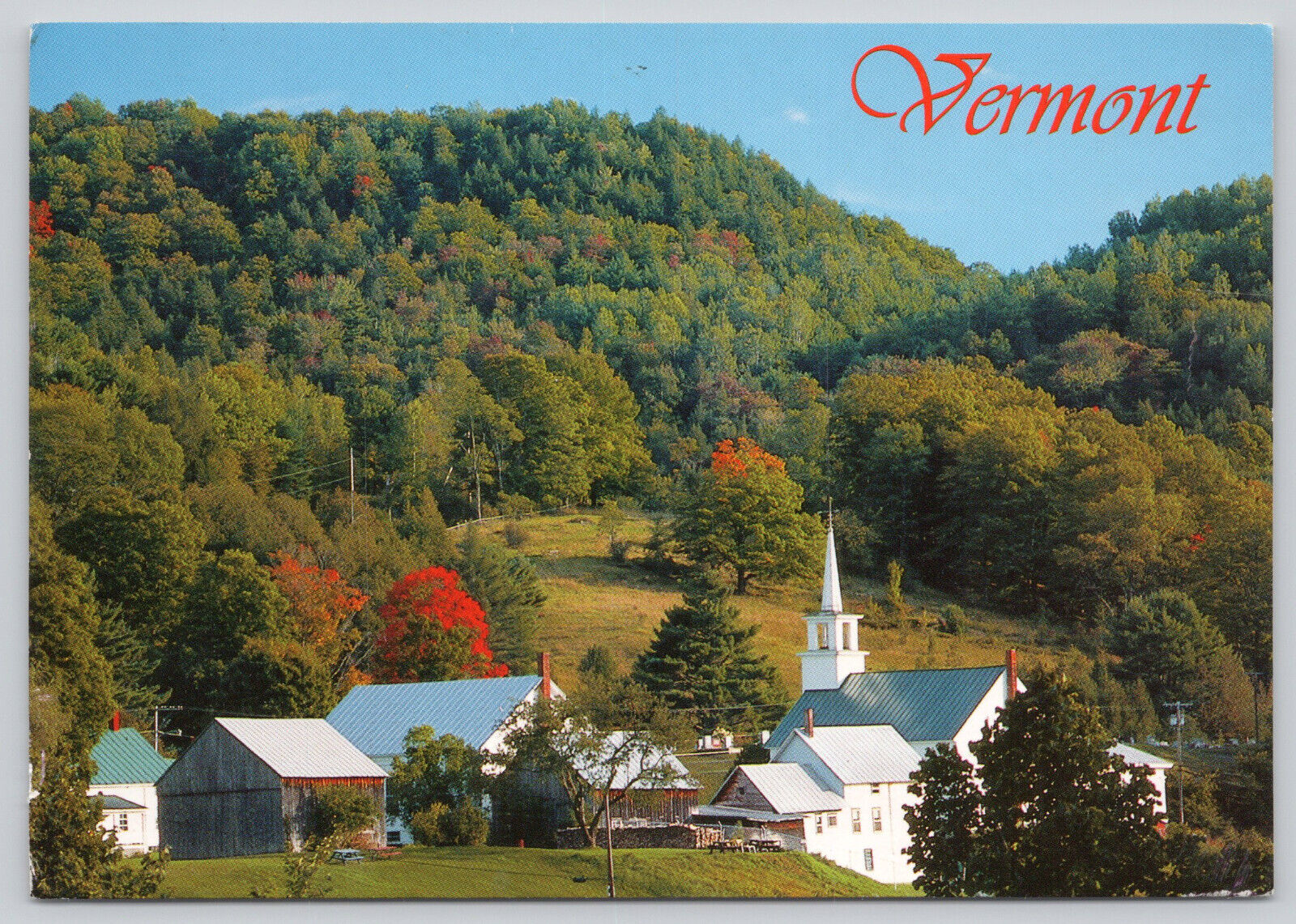 Postcard Tunbridge Vermont Houses on a hillside (665)