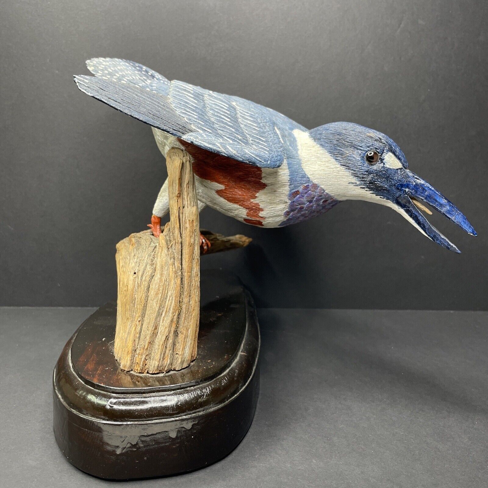 Vintage 1999 Grant Hutchings Solid Wood Hand Carved King Fisher Sculpture RARE