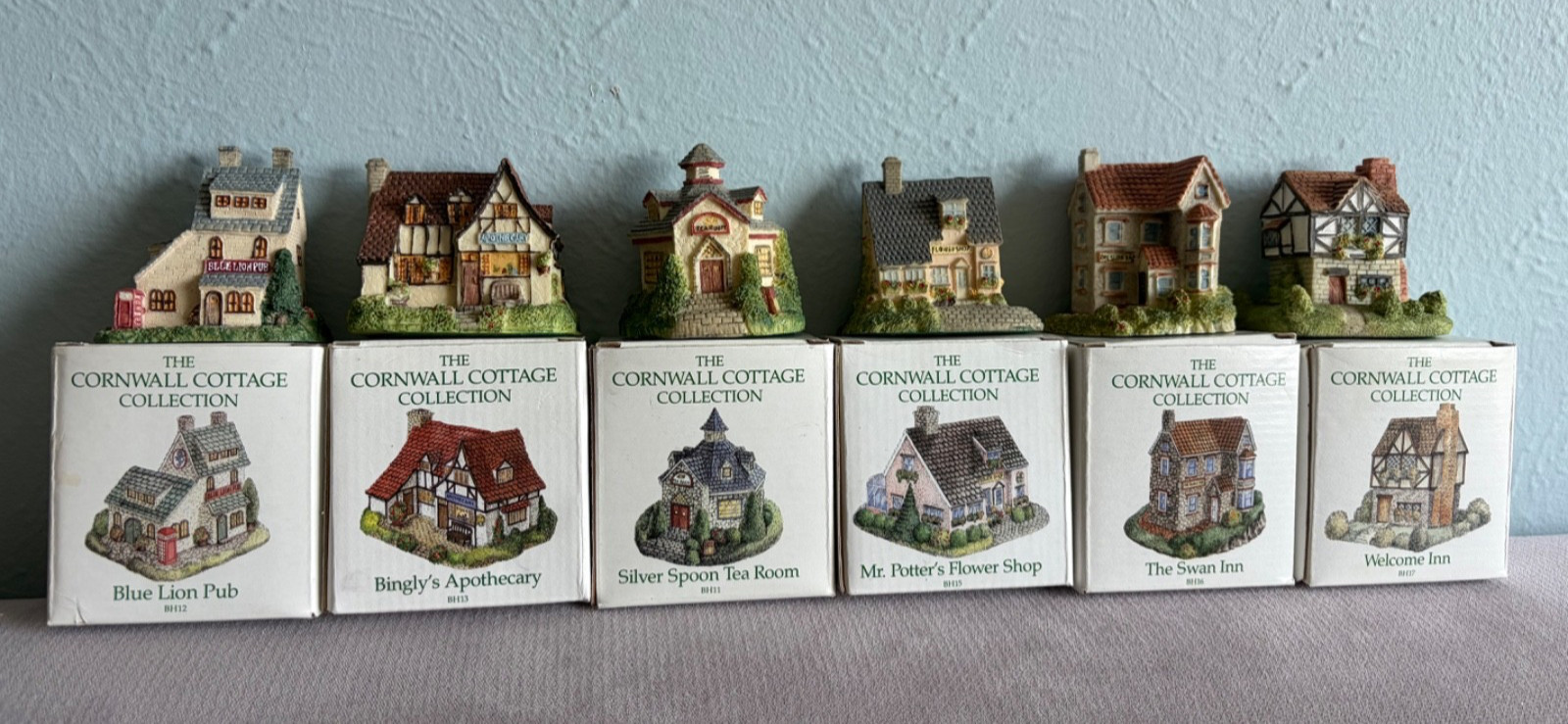 Vintage Cornwall Cottage Collection Lot 6 English Village Miniatures w/ Boxes Vintage Cornwall Cottage Collection Lot 6 English Village Miniatures w/ Boxes