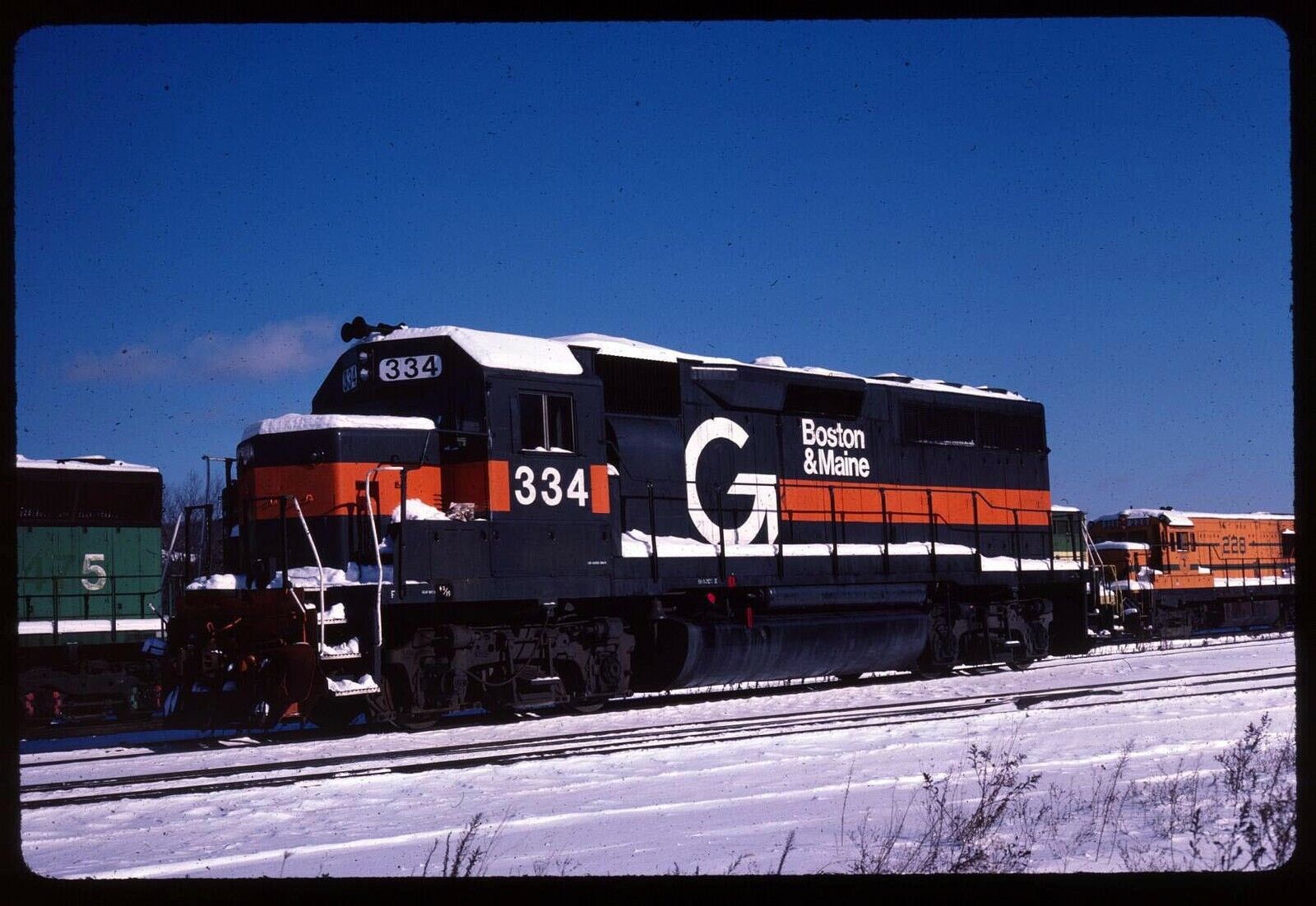 Original Rail Slide - B&M Boston & Maine Guilford 334 Binghamton NY 12-30-1987