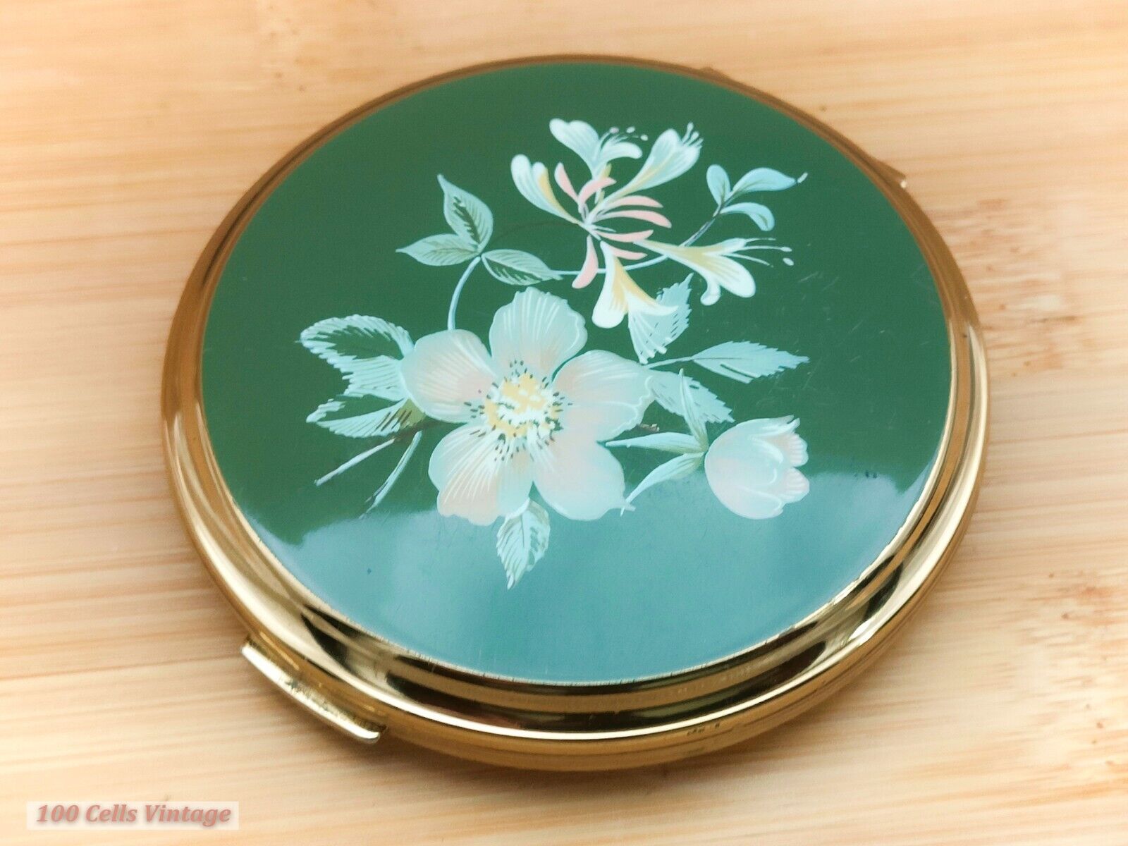 Stratton Green Floral-Vintage Ladies Powder Compact -0ma