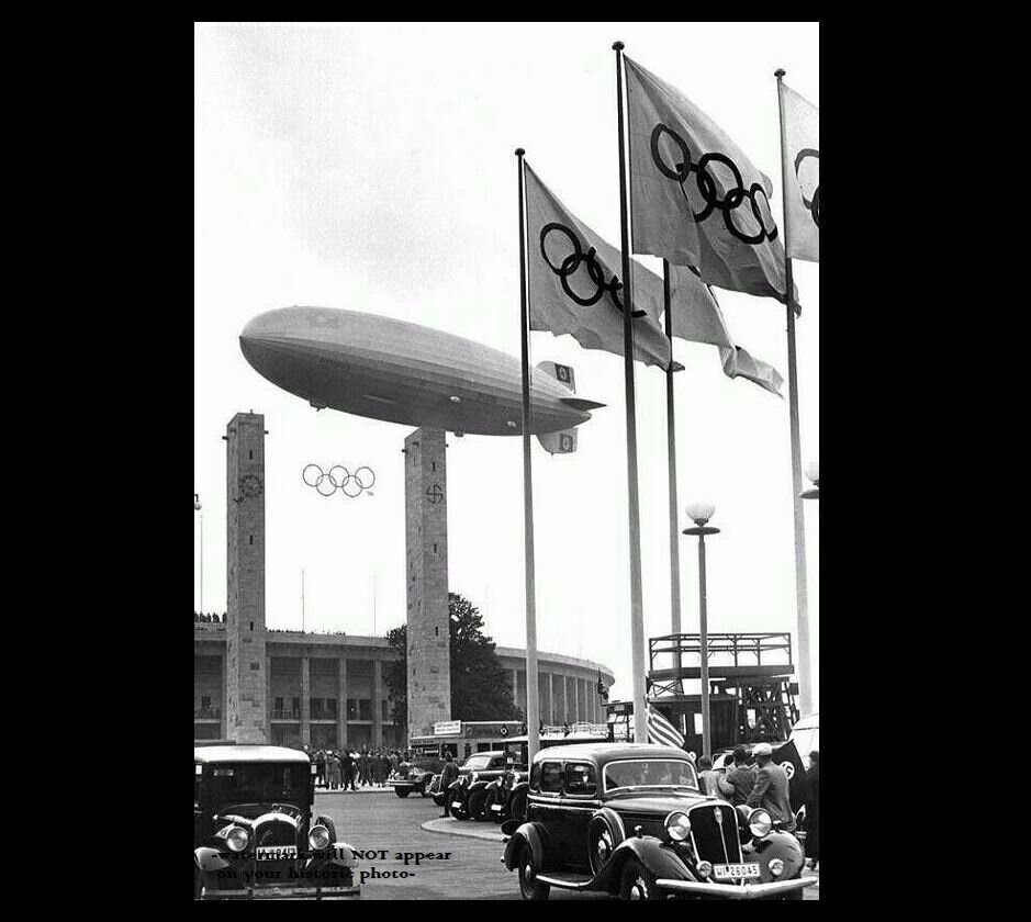 1936 Hindenburg Blimp Over Berlin Olympics PHOTO Airship Zeppelin LZ-129 German