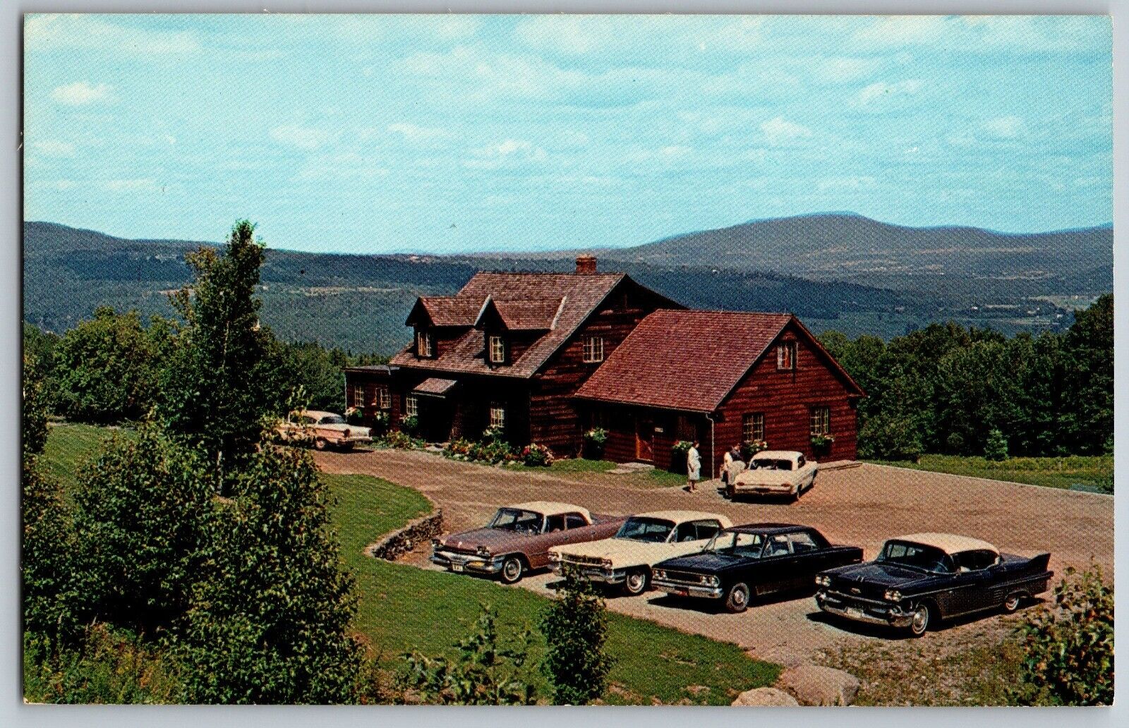 Stowe, Vermont VT - Trapp Family Book & Gift Shop - Vintage Postcard - Unposted