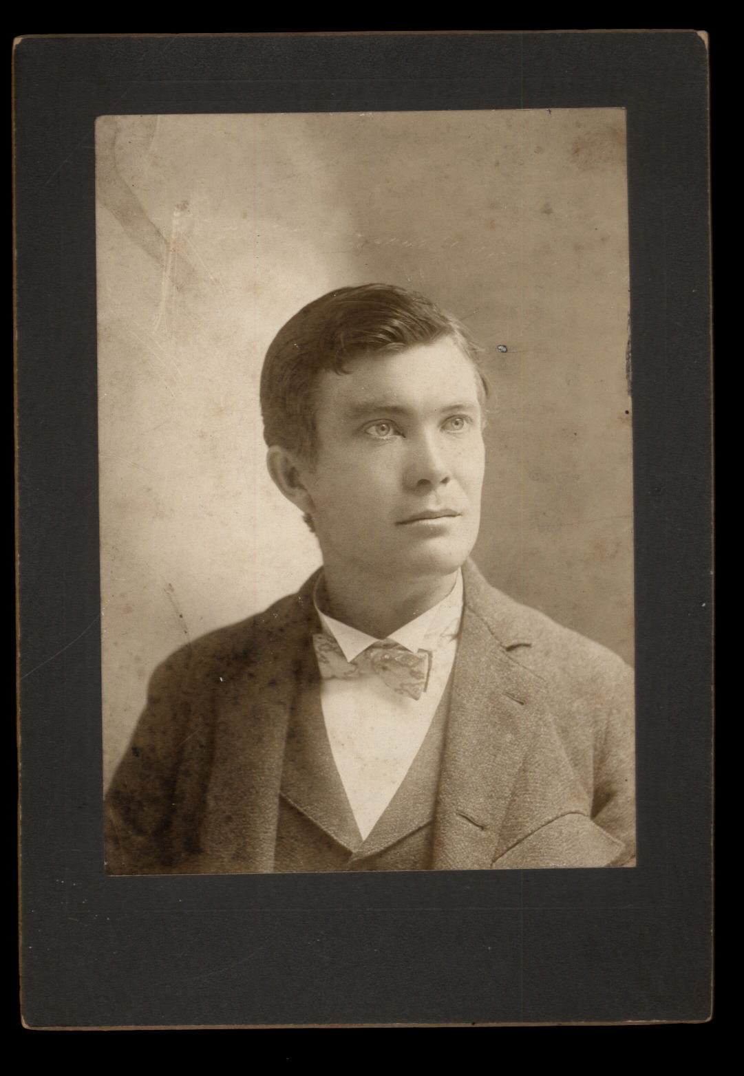 from ALBUM * CABINET CARD PHOTO William James Ashton 1871-1927 Young Man