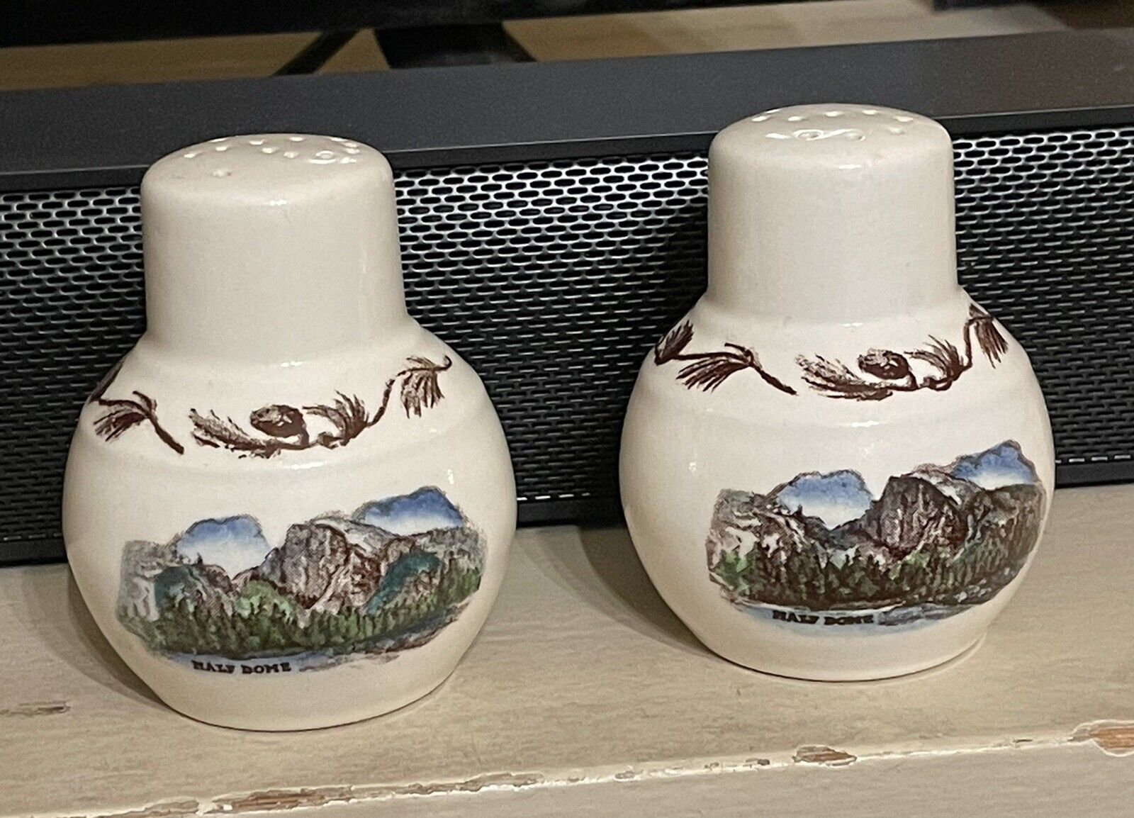 Vernon Kilns \'Half Dome\' Salt + Pepper Shakers Vintage Western Yosemite