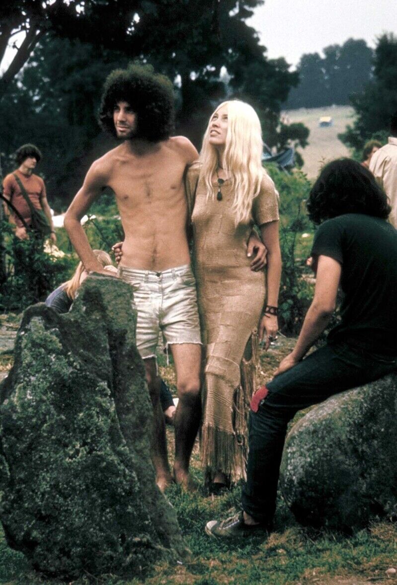 Woodstock 1969 (2) 4x6 Glossy Photos