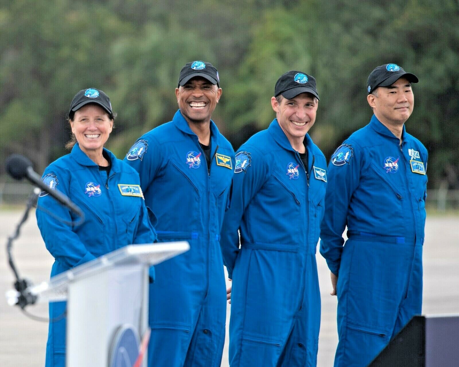 SpaceX Crew-1- Shannon Walker-Victor Glover-Mike Hopkins-Soichi Noguchi Photo