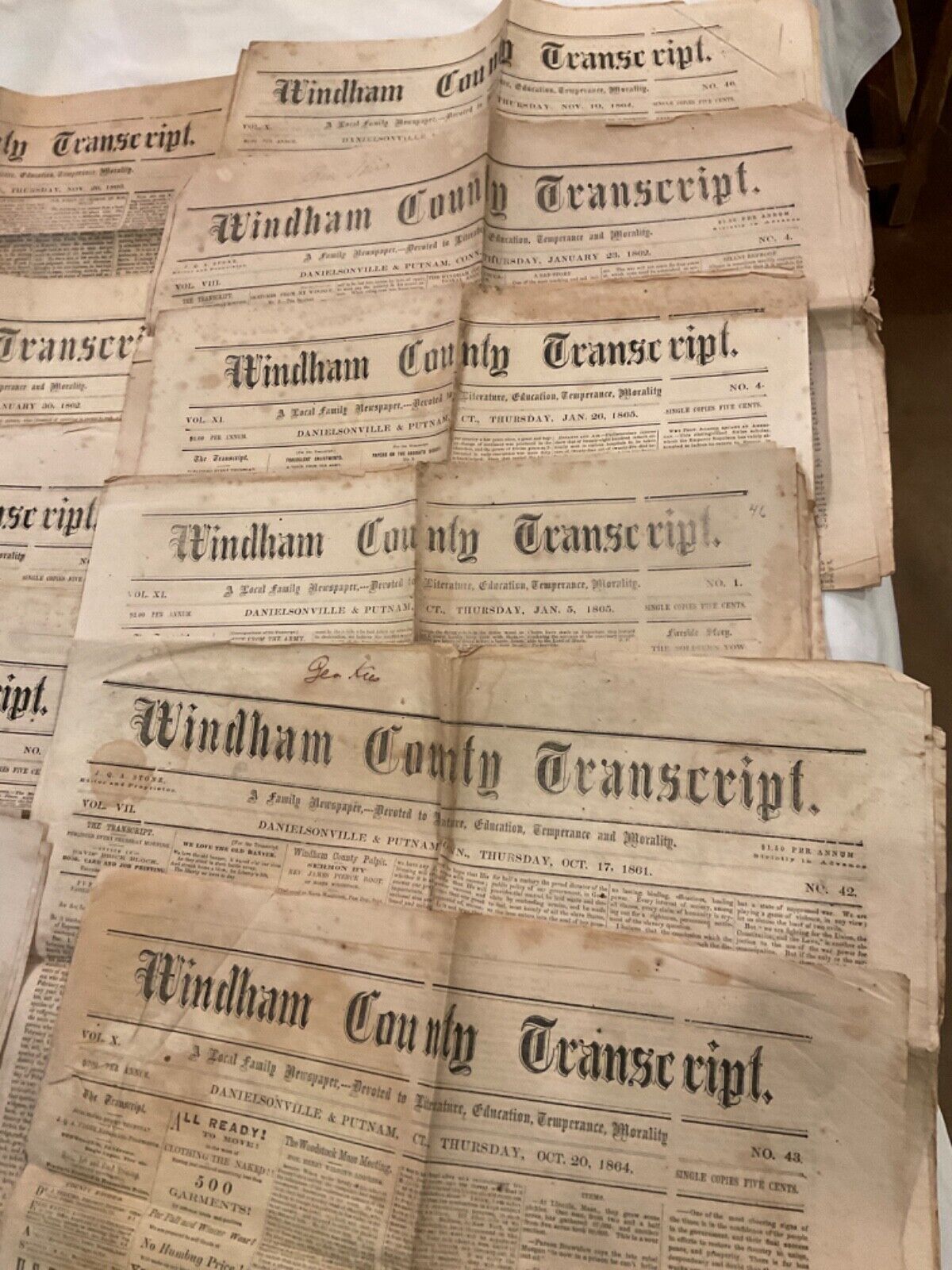 773 CIVIL WAR WINDHAM COUNTY 14 NEWSPAPERS BATTLES CT SOLDIERS WAR NEWS LOT 14