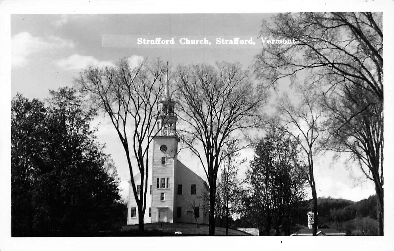 # G3723    STRAFFORD, VT.  REAL PHOTO     POSTCARD,   STRAFFORD  CHURCH