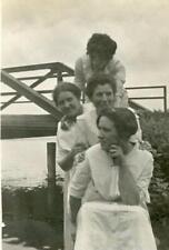 KJ201 Vtg Photo FOUR WOMEN AT WATER'S EDGE, BRIDGE c Early 1900's picture