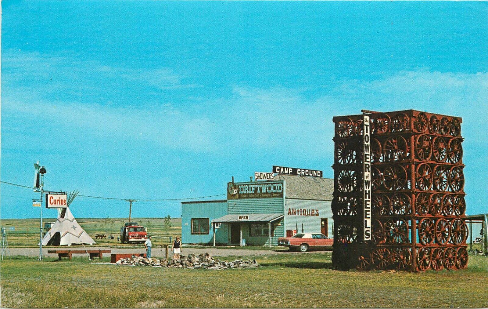 North Dakota Williston Tower of Wheels 1960s Roadside Paul's Postcard 22-5331