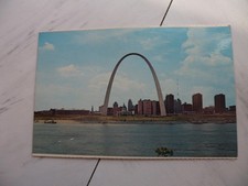 post card New St. Louis Skyline picture
