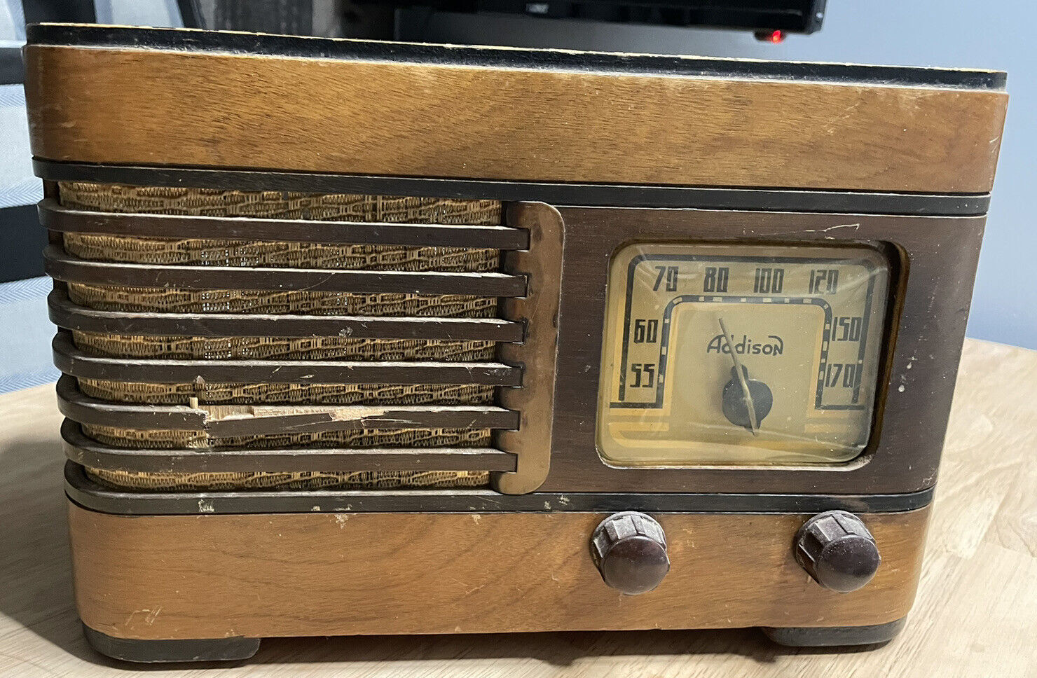Vintage 1946 Addison Model 7 Chassis R5A4 Wooden Tabletop Tube Radio- Canadian