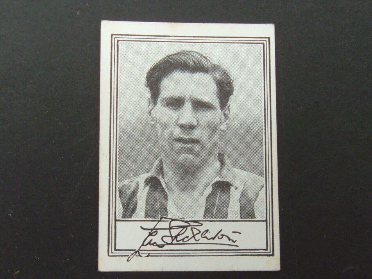 Barratt Famous Footballers Series A.1 (1953)  - # 26 Len Shackleton - Sunderland