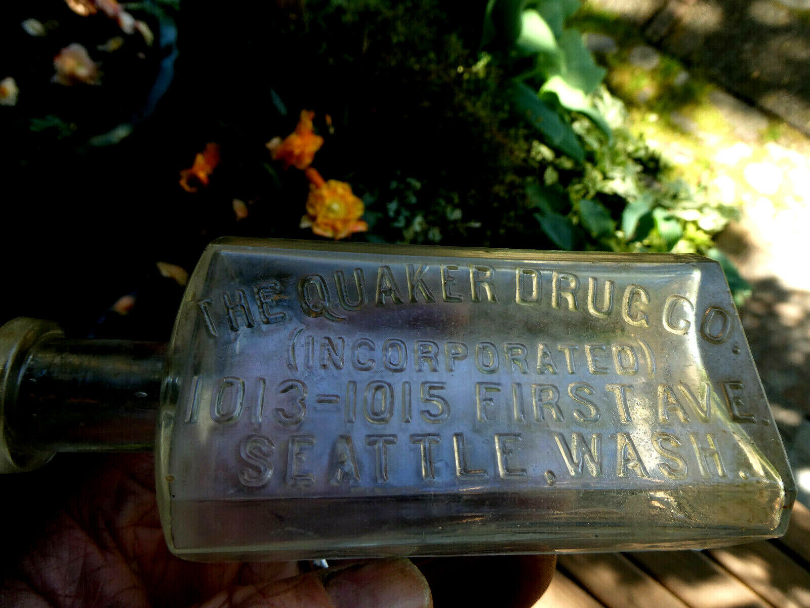 Rare  THE QUAKER DRUG CO INCORPORATED 1013-1015 FIRST AVE. SEATTLE, WASH.