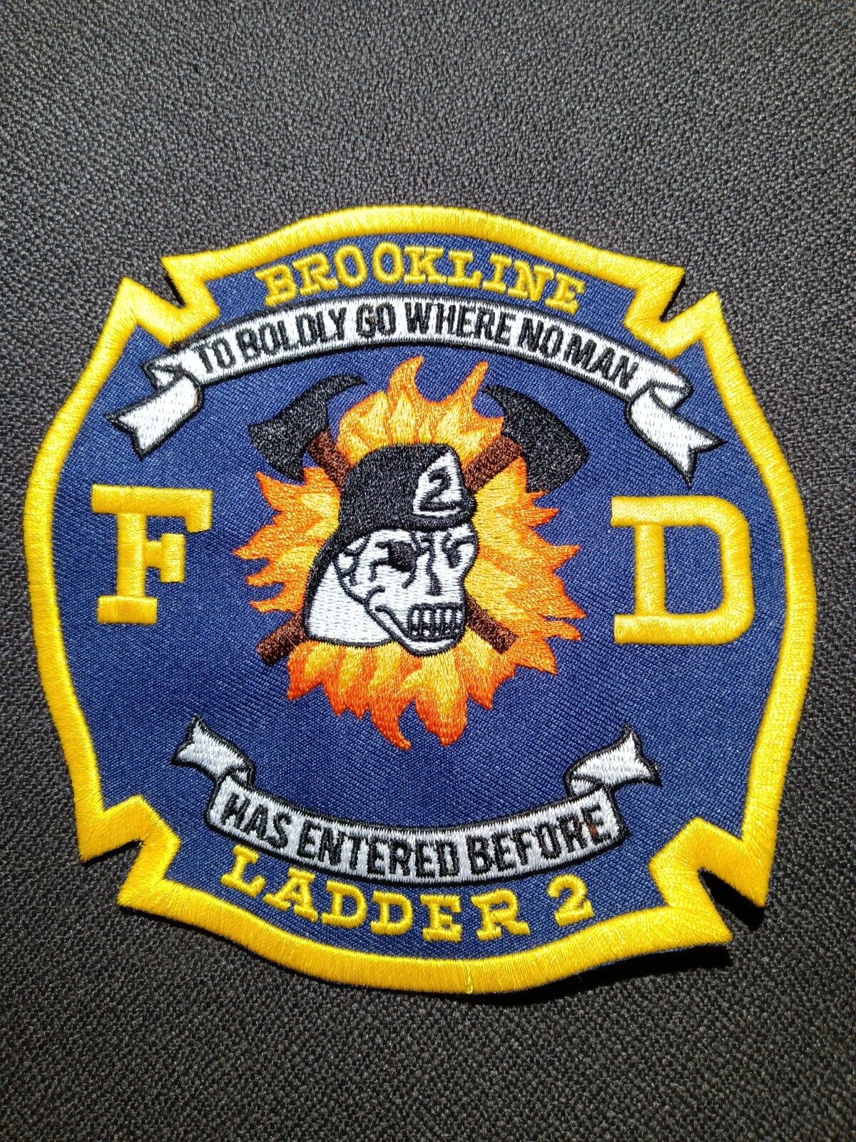 Brookline Fire Dept Ladder-2 Commemorative Patch MA NH NY NJ RI VA PA MD Boston