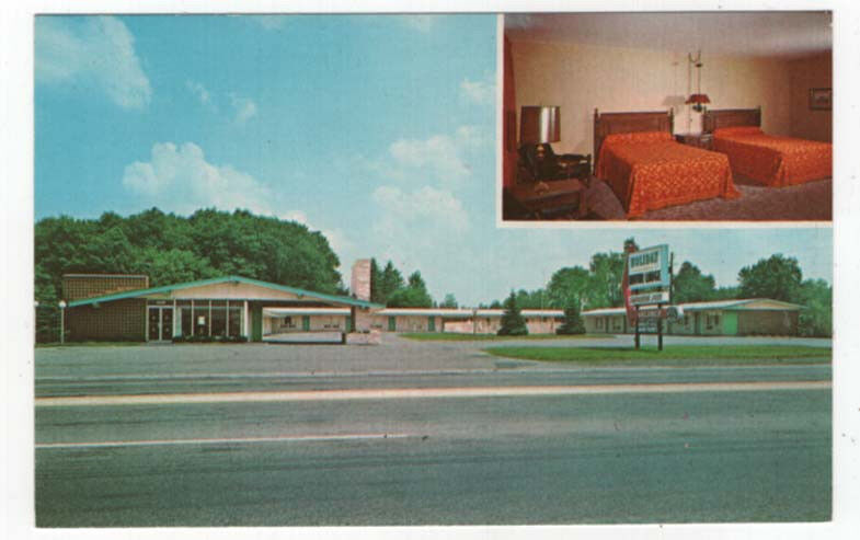 Williamsville, New York, Early Views of The Holiday Motor Lodge