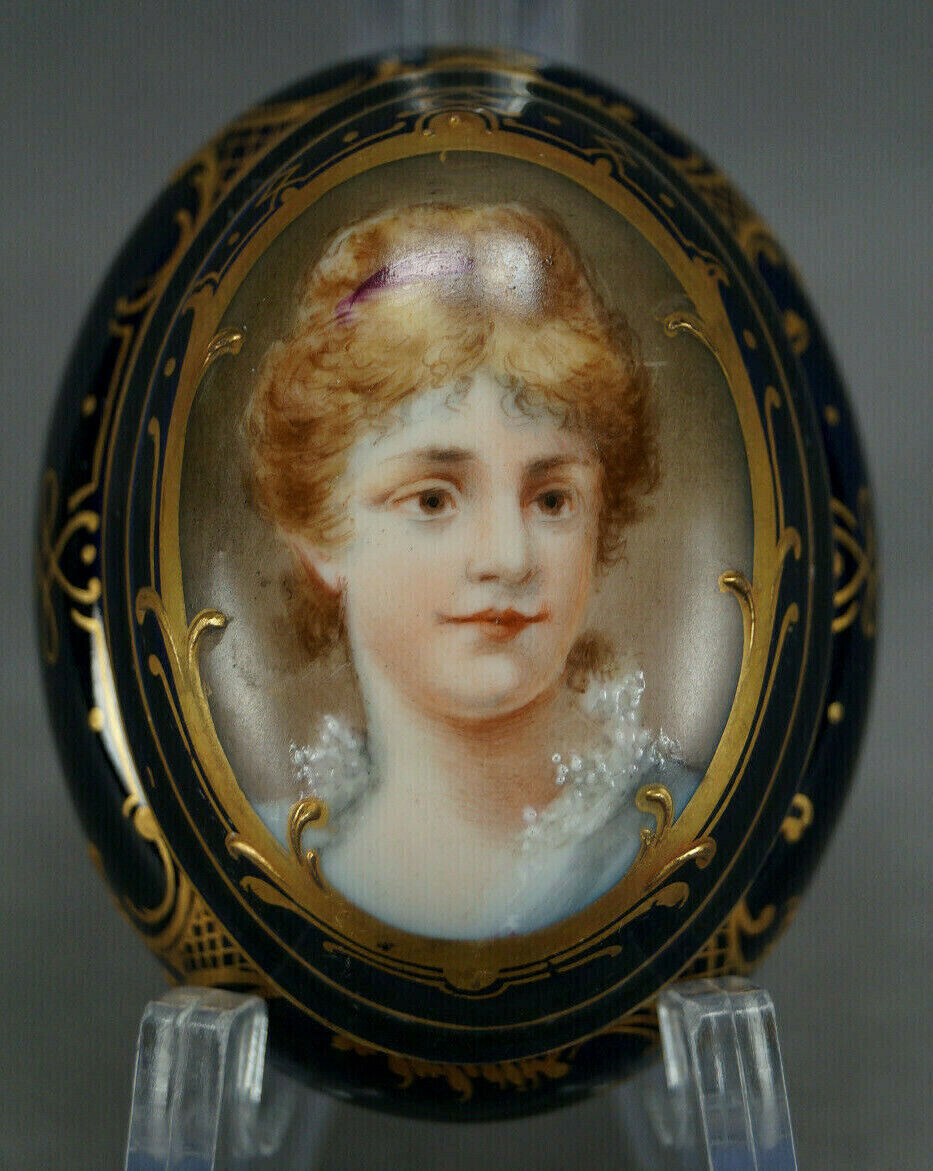 Royal Vienna Style Hand Painted Blonde Lady Portrait Cobalt & Gold Trinket Box