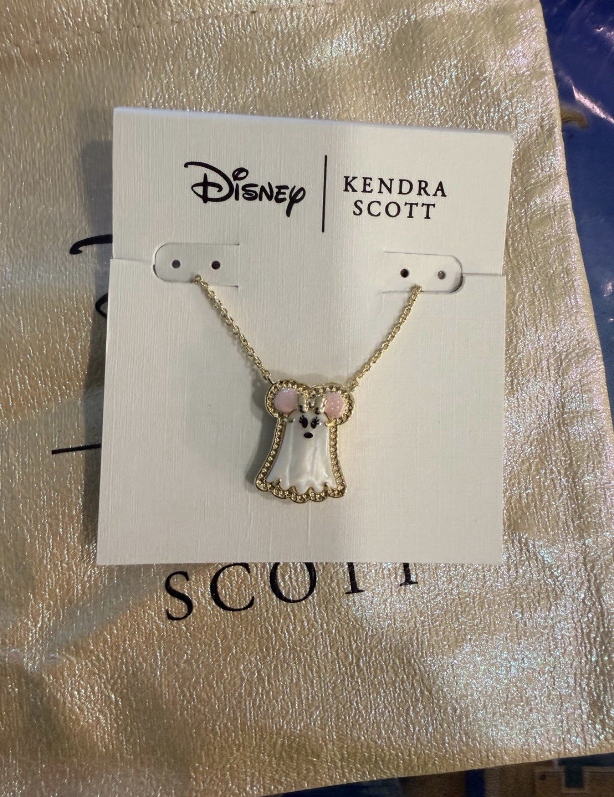 Disney Parks 2026 WDW Kendra Scott Ghost Necklace Minnie Ghost New Disney Parks 2026 WDW Kendra Scott Ghost Necklace Minnie Ghost New
