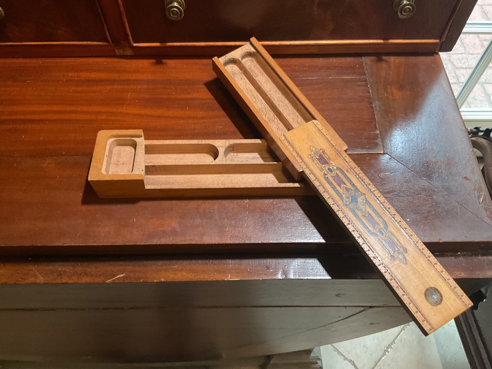 VICTORIAN ARTIST PUZZLE STORAGE PENCIL BOX VICTORIAN ARTIST PUZZLE STORAGE PENCIL BOX