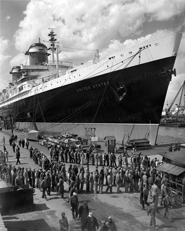 8x10 Print SS United States Newport News Shipyard 1952 Construction #USSS