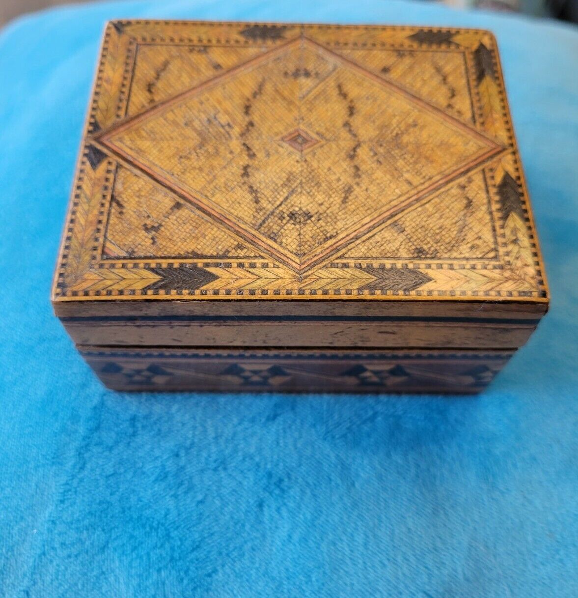 Antique Tunbridge Ware Trinket Box 19th century inlaid wood handcrafted RARE