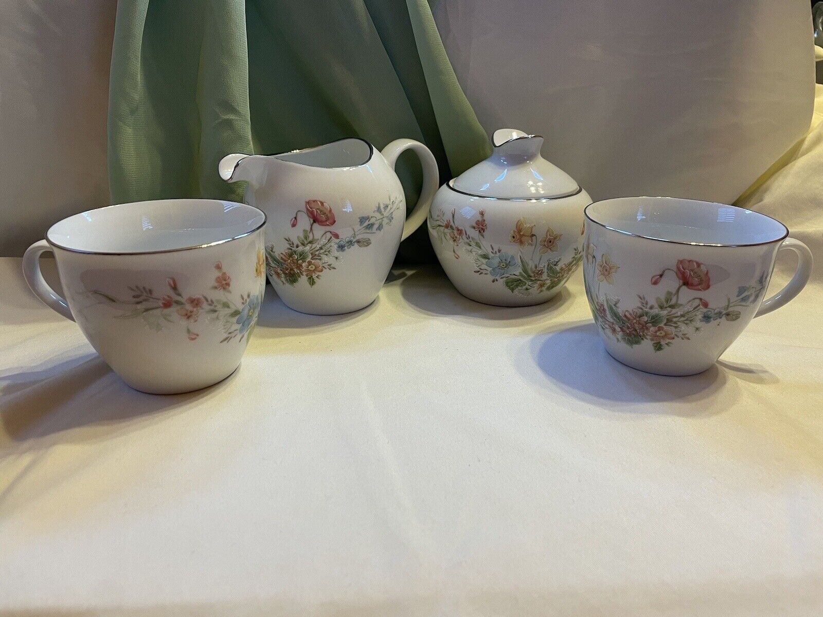 PREMIERE FINE CHINA BERKSHIRE MD104 Creamer & Sugar Bowl with Lid Two Cups EUC