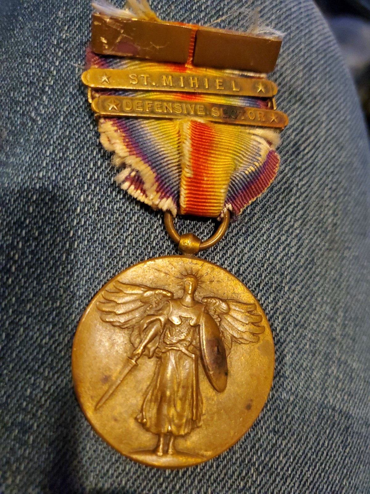 WW1 2 Bar US Victory Medal W/ St.Mihiel & Defensive Sector Bars WW1 2 Bar US Victory Medal W/ St.Mihiel & Defensive Sector Bars