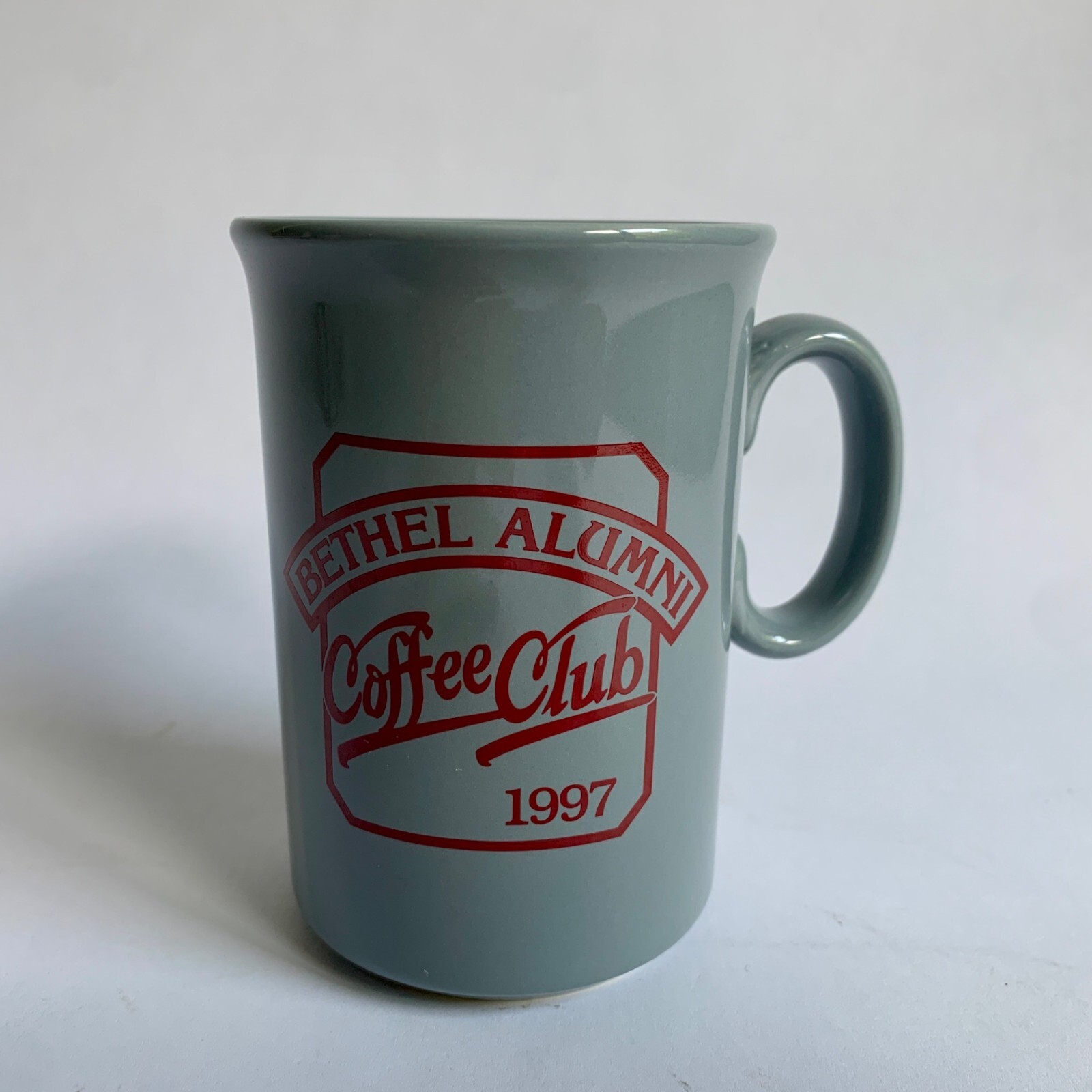 1997 Bethel Alumni Coffee Club Vintage Gray Mug 1997 Bethel Alumni Coffee Club Vintage Gray Mug