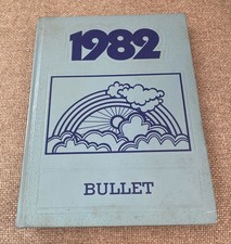 1982 Bullet Williamsville, IL High School Hardcover Yearbook 1980s VTG Retro picture