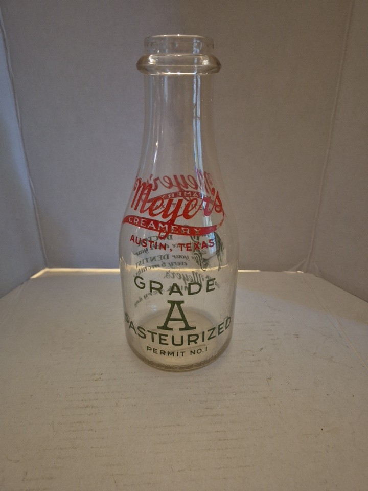 Vintage Myers' Creamery Austin Texas Milk Bottle 1 quart Vintage Myers' Creamery Austin Texas Milk Bottle 1 quart